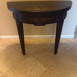 Accent Table 