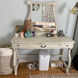 Distressed Vanity Desk With Mirror