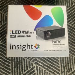 Insight is670 Smart Projector 