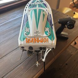 Pro Boat Sonic wake V2