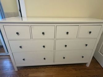 IKEA Hemnes 8-Drawer White Dresser