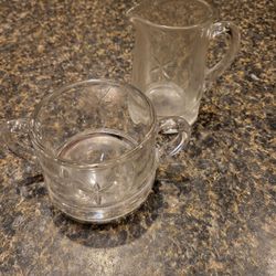 Cream and sugar clear glass etched star design starburst