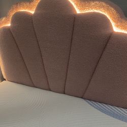 Twin size mattress and bedframe