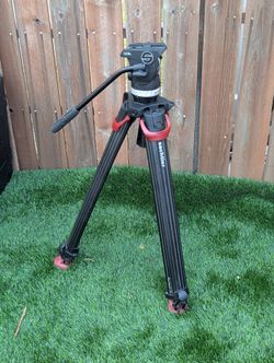 Sachtler Flowtech 75 MS Tripod with Ace XL Fluid Head