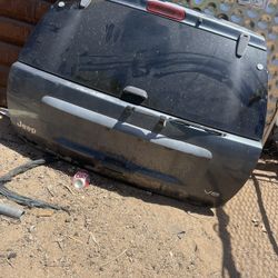 Jeep Grand Cherokee Tailgate 