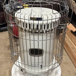 DuraHeat Convection Kerosene Heater (Model DH2304). Seldom Used 