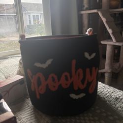 Spooky Basket