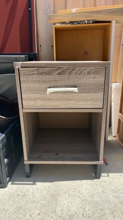 Bedside table with drawer - FREE