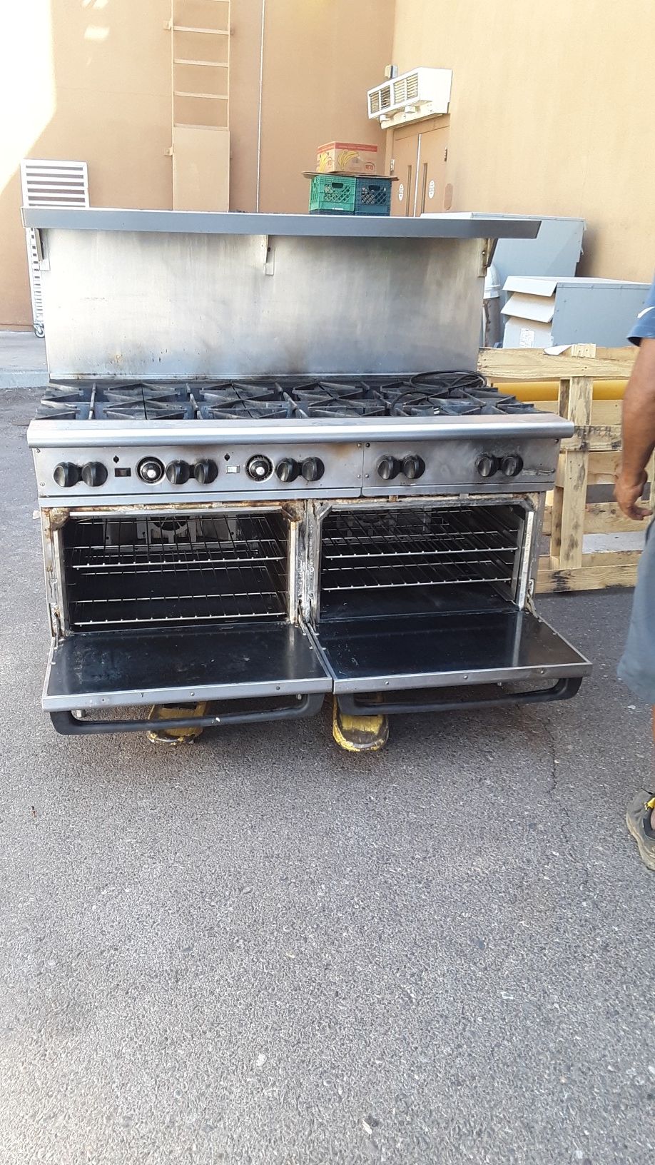 Vulcan Stove 10 Burners and 2 Ovens