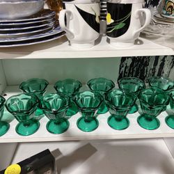 Vintage Sundae Dish Emerland Green Glass Set Of 12