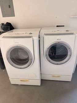Mallard Pointe Liquidation sale