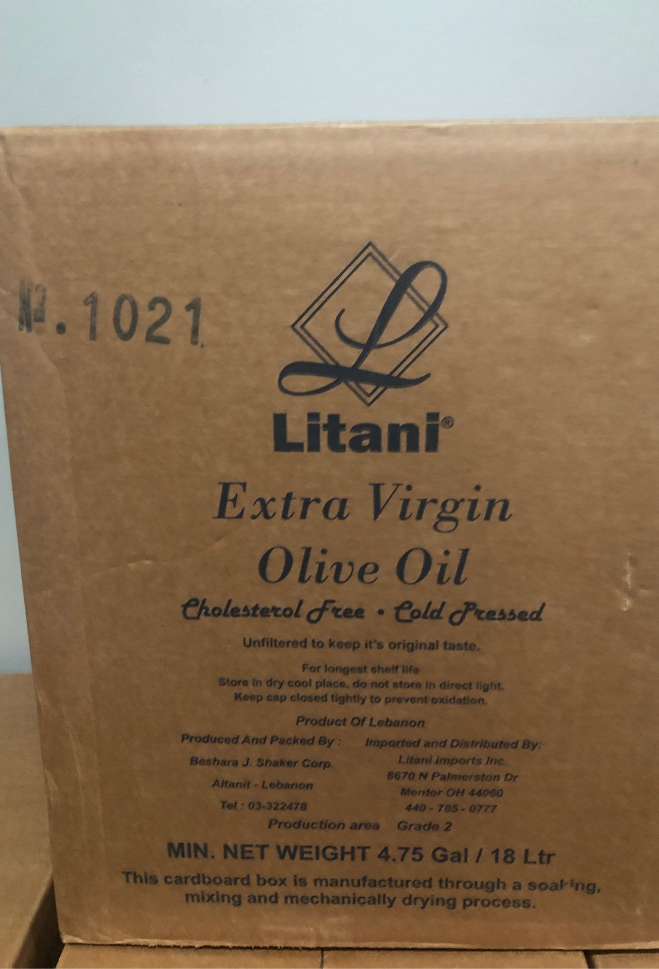 4.75 gallons 100% vergin olive oil.