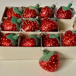 12 Vintage CZECH Blown Glass STRAWBERRY Mica Christmas Ornaments # 22053 in Original Box