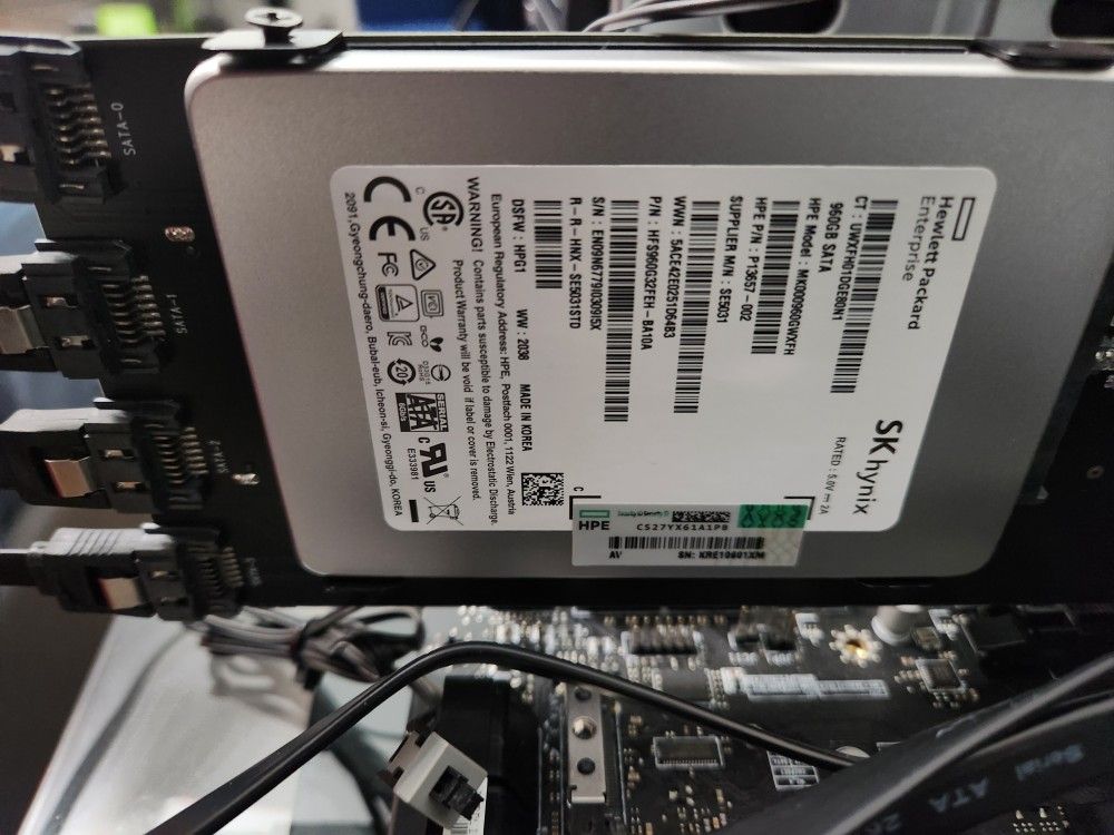 HP Server DL360 Gen10 1U TWO Xeon Silver 4214 Processors 384GB RAM (8) 890 GB SSD Drives Dual Power Supplies 