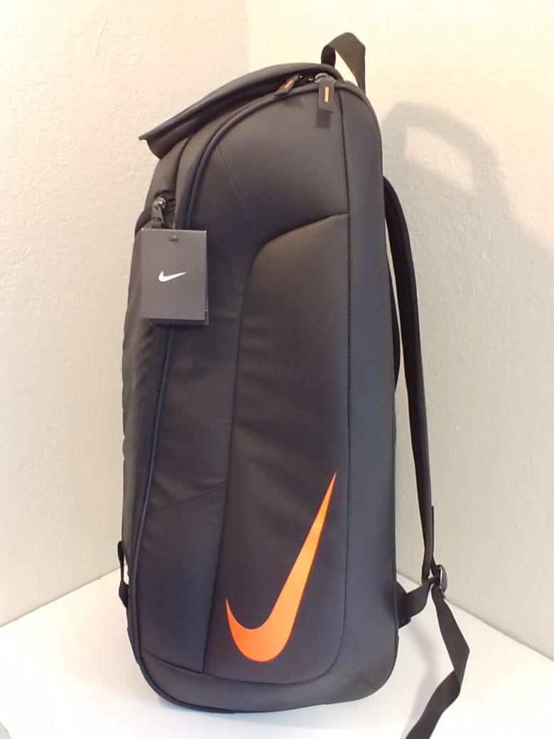 Nike Court Tech 1 Tennis Racket Bag for Sale in CO - OfferUp
