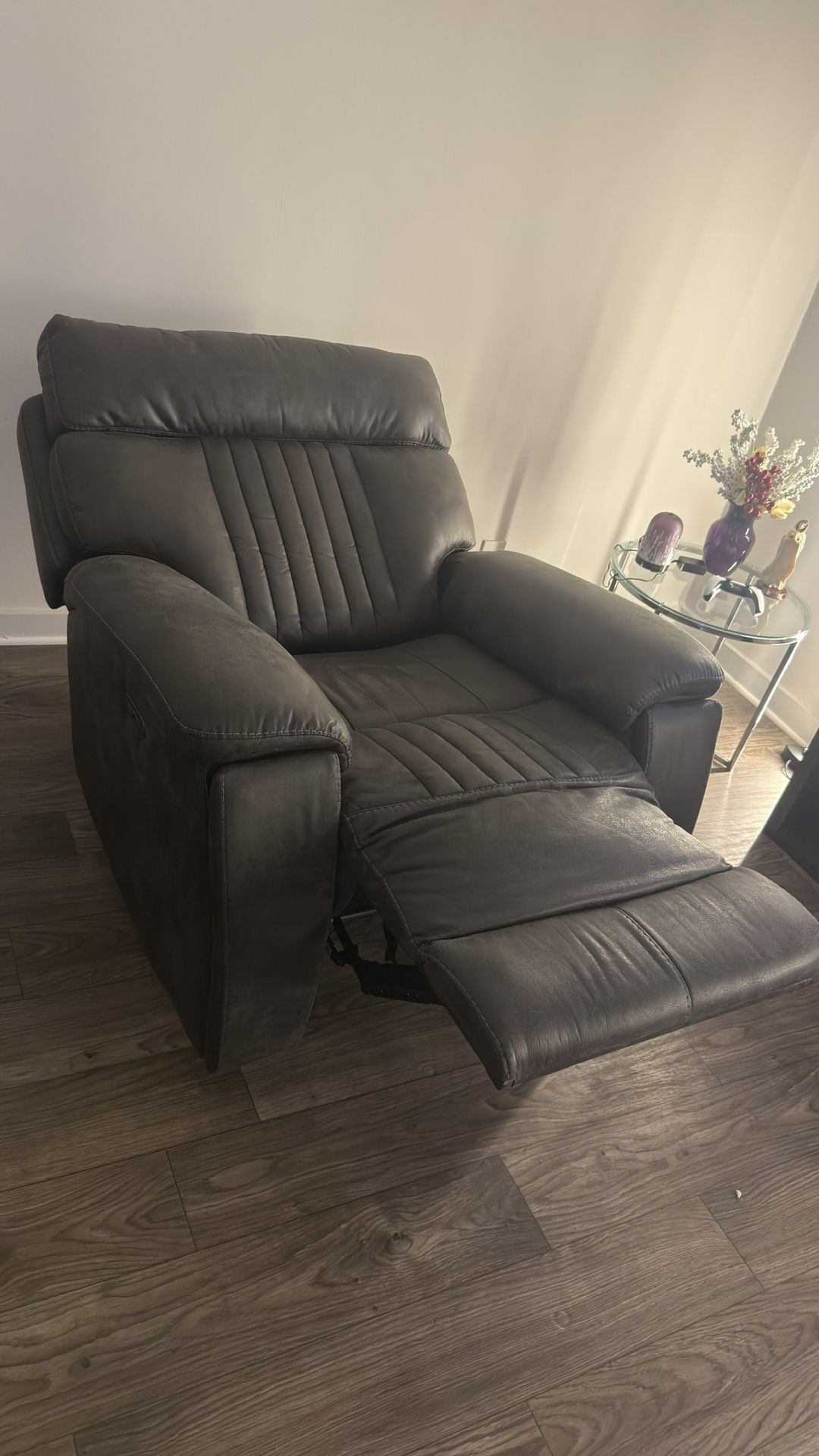 luxury reclining sofa