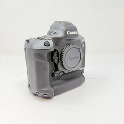 Canon EOS-1D X Mark III Pro DSLR New Open Box Full Set w/ Charger & Strap