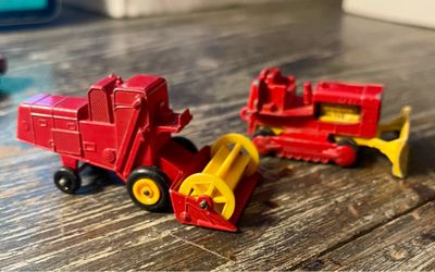 Vintage Matchbox tractor set