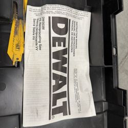 DeWalt VS Reciprocating Saw Set