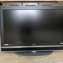 40 inch Sony Bravia KDL-V40XBR1