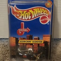 Hot Wheels Scorchin' Scooter collectible die-cast motorcycle