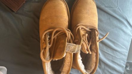 Uggs shoes, size 7, good condition. Price $25.00