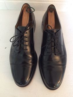Black Cole Haan dress shoes
