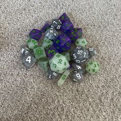Assorted dice