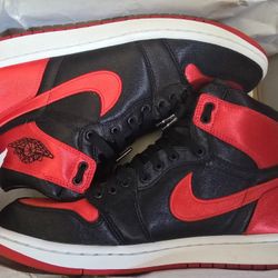 Jordan 1s Satin Size 10