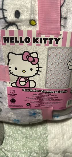 Hello Kitty Plush Blanket