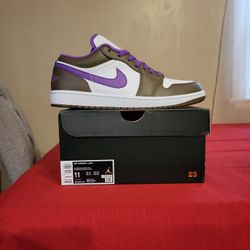 Air Jordan  Low, Men Size 11