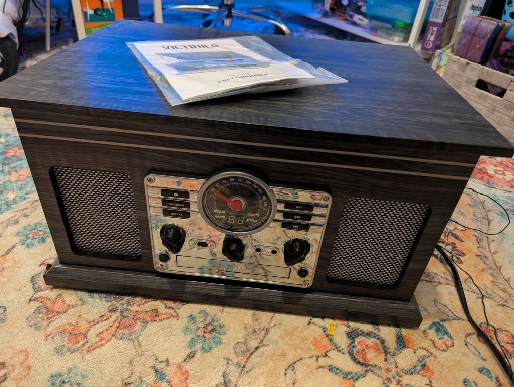 Vintage 6-in-1 Bluetooth Record Player & AM/FM Radio - Elegant Grey Finish