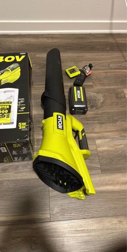 RYOBI 40V 120 MPH 550 CFM Cordless Battery Leaf Blower With 4.0 Ah Battery and Charger
