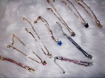 Super cute Bracelet/ Anklet 🦋 $4 each !!!