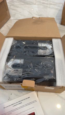2005 G Wagon Black Tail Lights