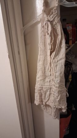 Women's off white colored halter top button up Sleeveless shirt size small