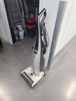 Vacuum
