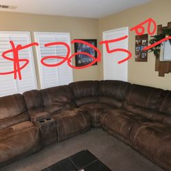 Full Size Sectional Couch With Recliners 