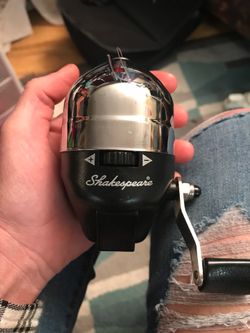 Fishing reel 15$ Shakespeare