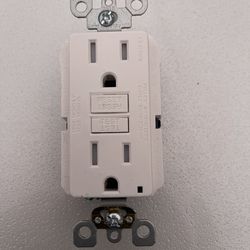 GFI 15A-125V / 4 pack