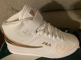 New Fila Kids Size 6