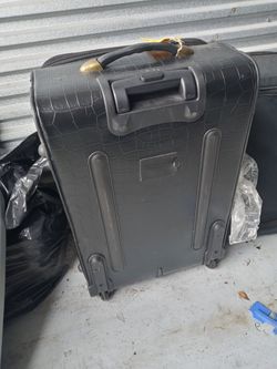 Suitcase. Large With Wheels. 