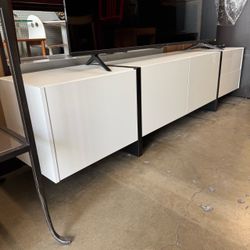 Gloss White TV Stand Linen Cabinet for TV up to 80 in. Very Good Condition