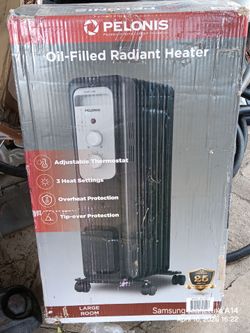 PELONIS Oil-Filled Radiant Heater