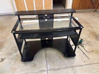 Free desk