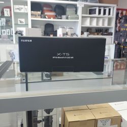 Fujifilm X-T5 XF 16-80mm F4 R OIS WR