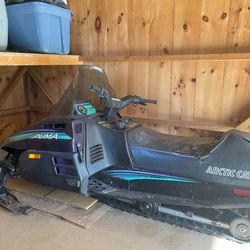 Arctic Cat Snowmobile 