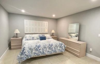 Bedroom set With Mattress