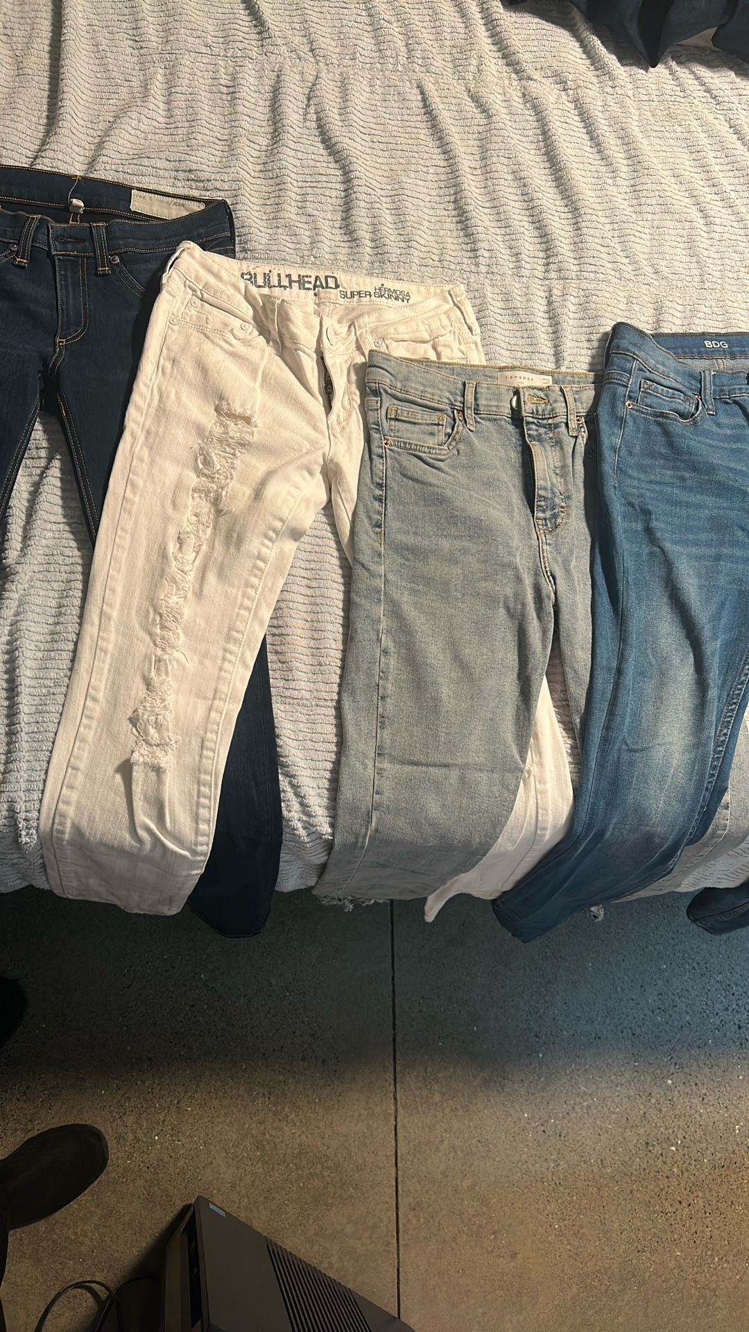 4 Junior Jeans
