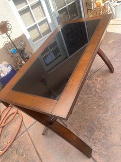 Desk in great shape